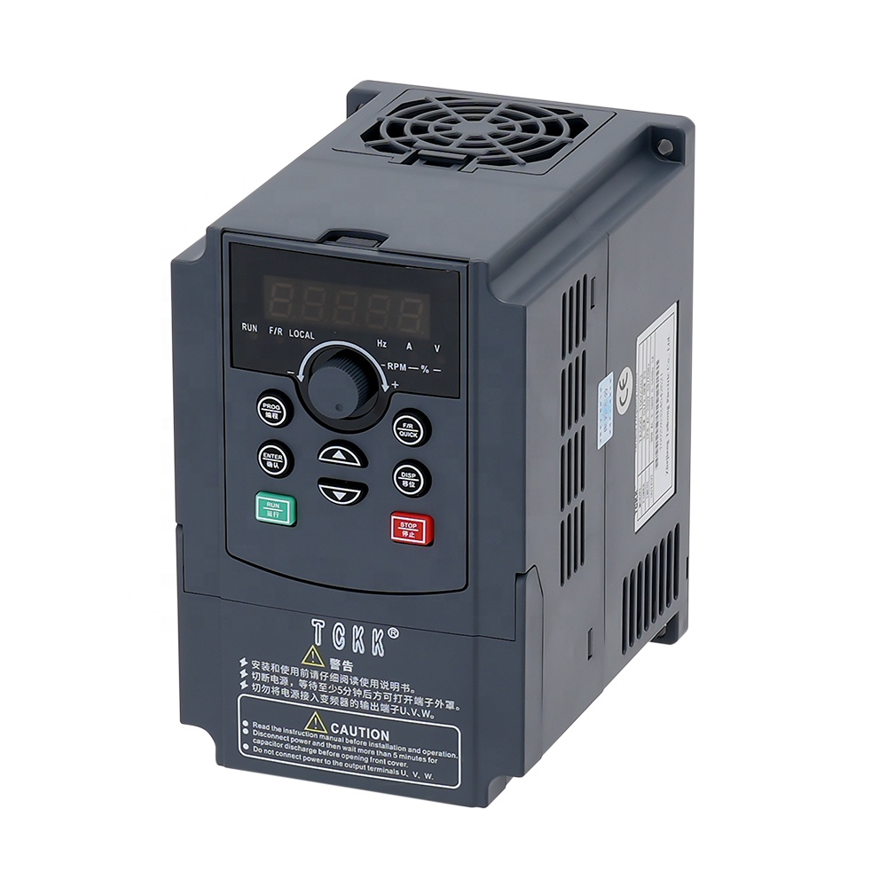 AC 380V 0.75kw 가변 주파수 드라이브 인버터 모터 VFD 가변 주파수 드라이버가있는 효율적인 모터 드라이브 인버터