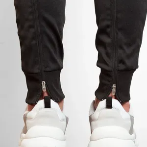 Pantaloni Lunghi da Allenamento R046 Articoli Sportivi - Product Image 2