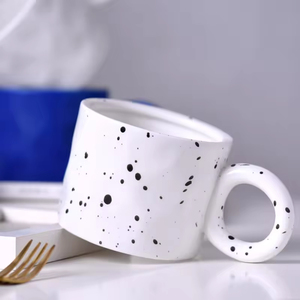Mug à café en céramique grande capacité 400 ml avec poignée créative, design moderne, sans danger pour les aliments et réutilisable, option logo personnalisé - Product Image 2