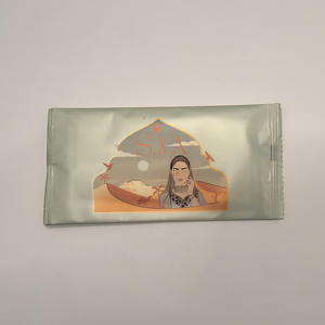 Lingettes nettoyantes pour la peau OEM & ODM, conçues sur mesure, marque privée, lingettes humides en vrac à l'eau pure pour hôtels, sans alcool - Product Image 1