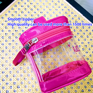 กระเป๋าเครื่องสำอางพีวีซีขนาดเล็กสีชมพูกระเป๋าซิปสำหรับผู้หญิงกระเป๋าใส่เครื่องสำอางขนาดเล็กกันน้ำ PU ออกแบบโลโก้ได้ตามที่ต้องการ - Product Image 5