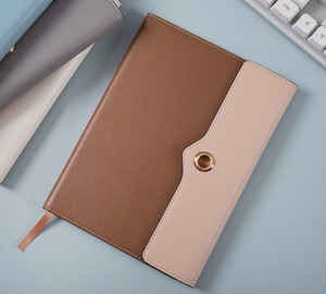 Quaderno a Tre Copertine Rigide in Pelle PU con Logo Personalizzato, Pagine Interne di Dimensioni Standard, Nastro Segnapagina e Blocco Note - Product Image 3