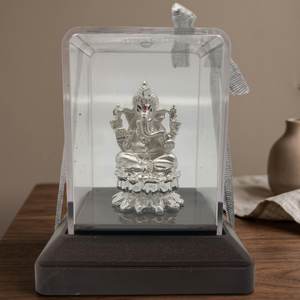 Idole artisanale en argent du Dieu Ganesh dans une boîte en verre transparent pour la décoration de la maison, du temple, de la salle de pujas, des anniversaires, des mariages et des fêtes - Product Image 5