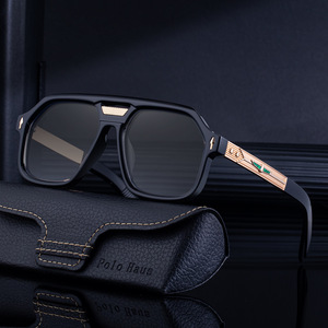 Gafas de sol cuadradas Polo Haus para hombre, lentes fotocromáticas UV400 de PC, montura de plástico negro y metal, protección solar para exteriores. - Product Image 1