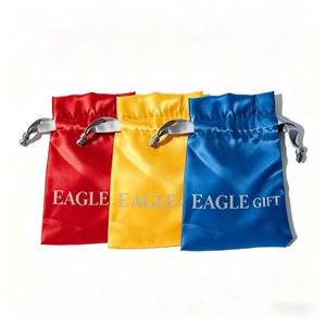Sac cadeau en satin de soie imitation haut de gamme en gros, pochette à cordon en tissu chiffon froissé avec sangle pour mariage et fête - Product Image 1