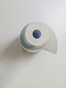 Precio de Fábrica, Cinta Adhesiva de Fijación, Rollo de Vendaje No Tejido, Rollo de Vendaje de Tela No Tejida, Tamaño Personalizable - Product Image 2