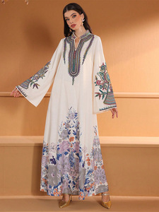 Khiêm tốn Muslim Trắng Maxi Dress đầy màu sắc thêu hoa in váy đa năng phong cách - Product Image 2