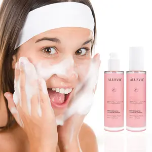 ローズゼリースキンケアフェイスウォッシュフェイシャルクレンザーRtsKorean Private Label Vegan Natural Women Facewash Deep Clean Whitening Pink