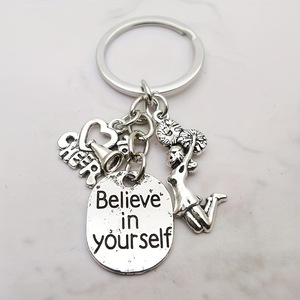 Portachiavi Cheerleader con Ciondolo 'Believe <span class=keywords><strong>in</strong></span> Yourself', Tag Metallico Ispirazionale, Pendente a Forma di Megafono, Decorazione per Borsa, Mini Regali per Cheerleader - Product Image 3