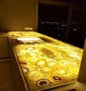 Marbre semi-précieux de luxe, onyx translucide jaune fossile, agate, finition polie haute brillance, design moderne, utilisation en intérieur d'hôtel, maison - Product Image 1