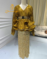 S3620N Nouvelle Collection 2026 – Ensemble Chic Femme : Chemise Dorée à Manches Lanterne, Col en V et Ourlet Volanté, Jupe Longue à Paillettes Taille Haute / Robe de Soirée