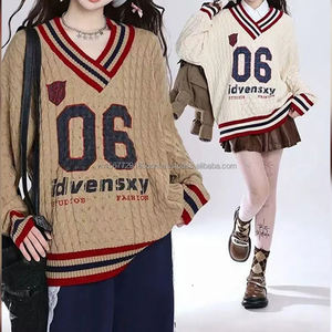 Suéter de punto grueso estilo preppy vintage con bloques de color y cuello en V grande para mujer, diseño holgado y casual con hombros descubiertos para otoño - Product Image 4