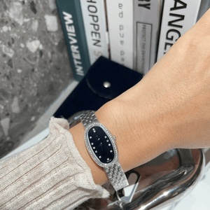 Reloj de Lujo Avanzado con Movimiento de Cuarzo Preciso, Correa de Acero Inoxidable, Resistente al Agua, Esfera de Nácar, Longines - Product Image 6