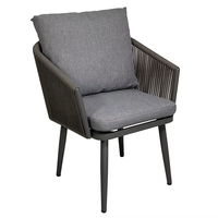 Ensemble de salle à manger moderne pour jardin et patio extérieur, table et chaises en aluminium thermolaqué, couleur personnalisable, détails en corde, élégant pour l'extérieur