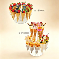 Présentoir élégant en acrylique léger (0,5 kg) à 16 trous pour cornets de crème glacée et pop-corn, idéal pour les mariages, les fêtes et les buffets.