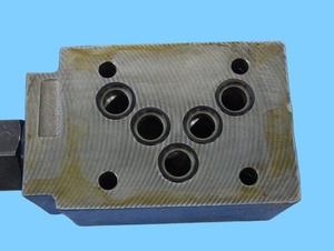 Nuevo Reductor Hidráulico Operado por Piloto R900438840 ZDR10VP5-3X/315YM para Máquina de Plástico - Product Image 2