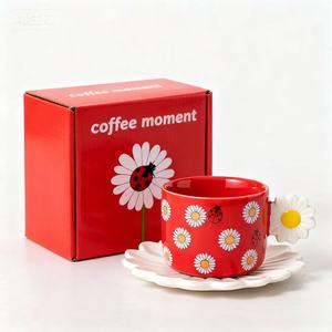 Tazza da caffè e piattino in ceramica unica <span class=keywords><strong>margherita</strong></span> e coccinella per un tocco di natura ed eleganza nella tua Routine quotidiana - Product Image 3