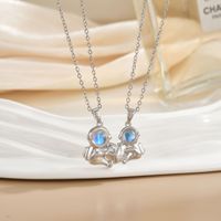Collier pendentif magnétique soleil et lune pour couple, élégant, polyvalent et sophistiqué, cadeau parfait pour les meilleurs amis