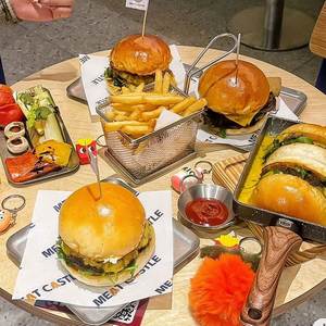 Custom Biodegradable Eco-Friendly Recyclable Food Grade Burger <b>Wrapping</b> <b>Paper</b> Waterproof Greaseproof PE Packaging for Sushi Milk - Product Image 4