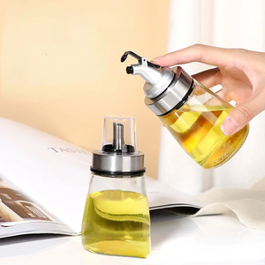 Botella Dispensadora de Aceite de Vidrio con Apertura y Cierre Automático, Contenedor de Condimentos para Cocina, para Aceite de Oliva, Incluye Juego de Herramientas - Product Image 5
