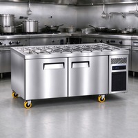 Table de travail réfrigérée professionnelle en acier inoxydable à double température avec dégivrage automatique et refroidissement par air pour restaurants