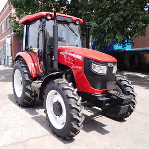 Tractor Agrícola Multifuncional YTO 4WD de Primera Categoría con Elevador de Doble Cilindro para Tareas Agrícolas y de Construcción Eficientes - Product Image 5