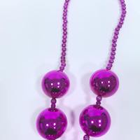 Perles géantes en plastique bon marché pour carnaval, 60 mm, rose vif, pour colliers, défilés, fêtes à thème Nouvelle-Orléans, en gros, en promotion