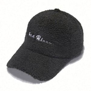 Casquette de baseball d'extérieur pour femme, 6 panneaux, en laine de mouton personnalisée, douce et moelleuse, avec logo brodé en relief, chaude pour l'hiver - Product Image 4