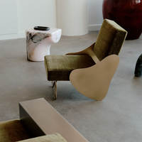 Table d'appoint en marbre naturel sculpté à la main, profil organique abstrait, en pierre massive, pour villa et projets de boutiques