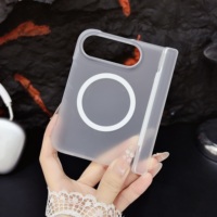 Étui transparent magnétique pour iPhone Duo18 Fold iPhone Ultra, antichoc, coque fine magnétique givrée transparente, coque arrière rigide en PC