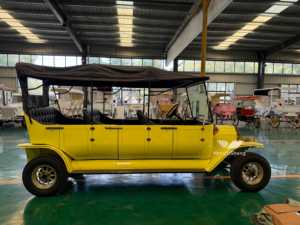 Nuove Auto Elettriche Classiche Retrò di Lusso con Carrozzeria Mini per Guida su Strada e Uso Esterno in Vendita - Product Image 1