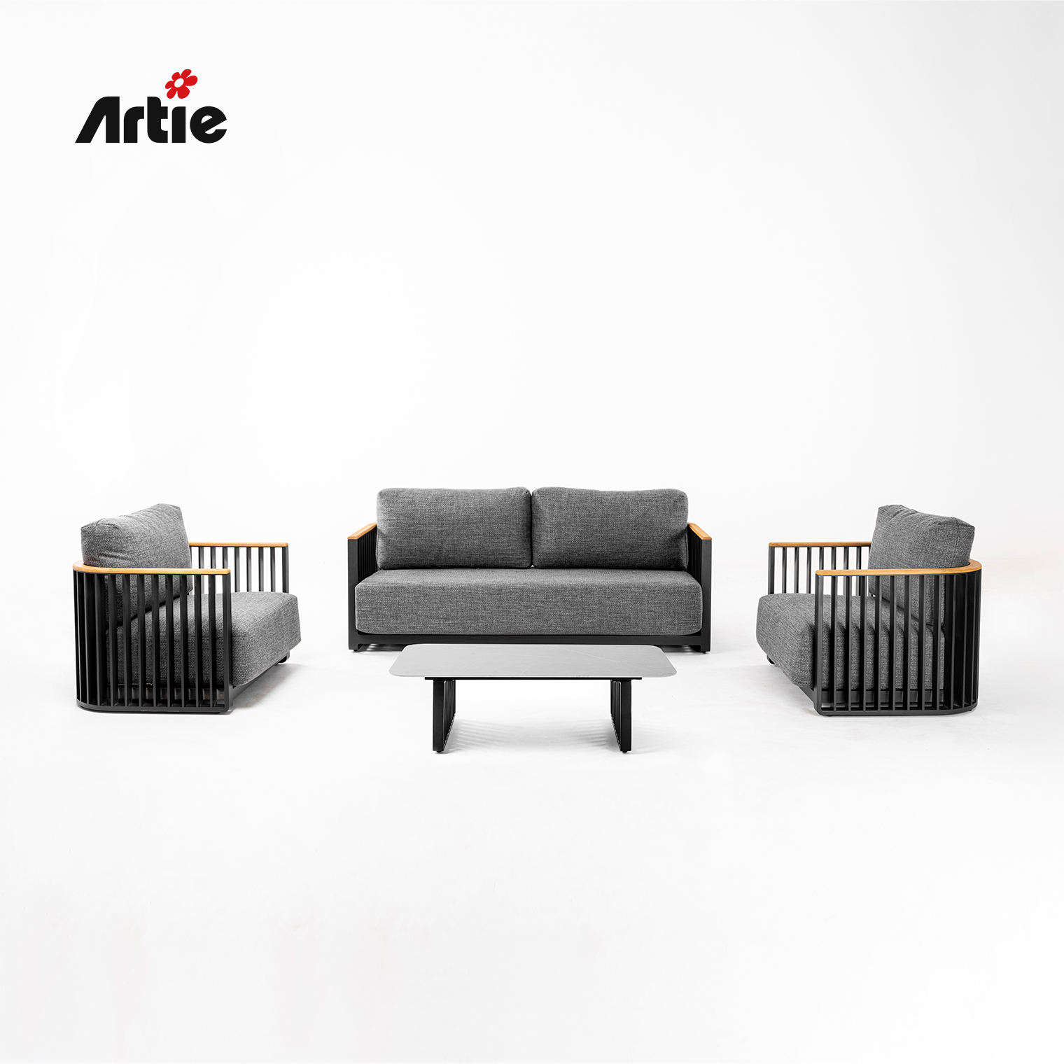 ชุดโซฟาในสวนสีดำ