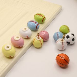 Boutons de meuble en céramique à thème dessin animé : poignées de tiroir pour commode en forme de baseball et de football, décoration unique pour chambre d'enfant - Product Image 4