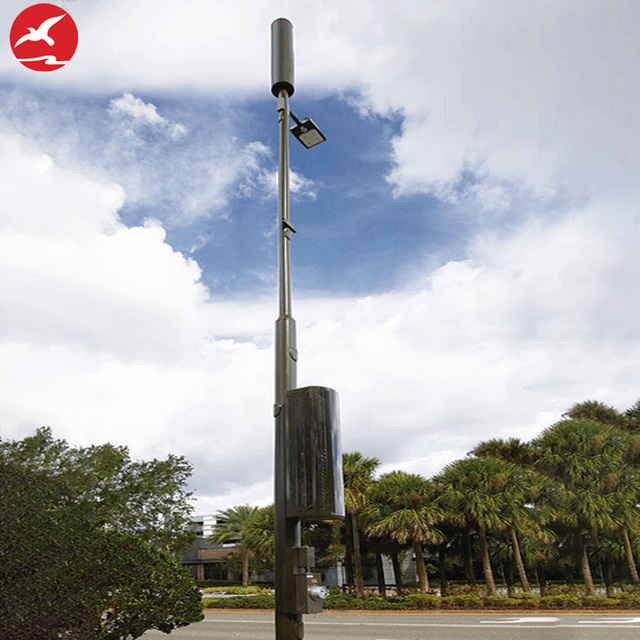 Customized Intelligent Design Pole Multi-function Pm2.5 Display Monitoring Screen Road Steel Smart Pole Street Light