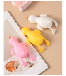 Jouet Canard Géant Anti-Stress Tendance : Jouet Fidget Canard Extensible Amusant et Moelleux pour Enfants - Product Image 6