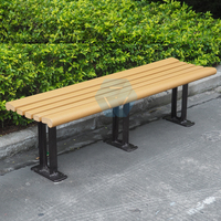 Banc de jardin moderne en aluminium avec structure en HDPE, résistant à l'eau et durable