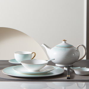 Service de vaisselle haut de gamme en porcelaine fine bleue 2026 pour usage domestique – Vaisselle en céramique moderne de luxe léger - Product Image 4