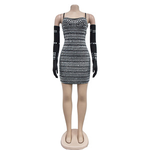 Vestido Mini con Tirantes y Adornos de Pedrería para Mujer, Marca IHOOV - Product Image 3