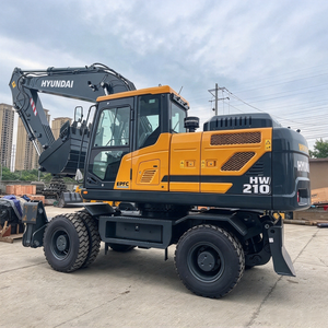 Excavadora de Ruedas Amarilla HW210 4x4, Maquinaria de Construcción de Alta Resistencia con Motor y Bomba de 150KW de Alta Eficiencia - Product Image 4