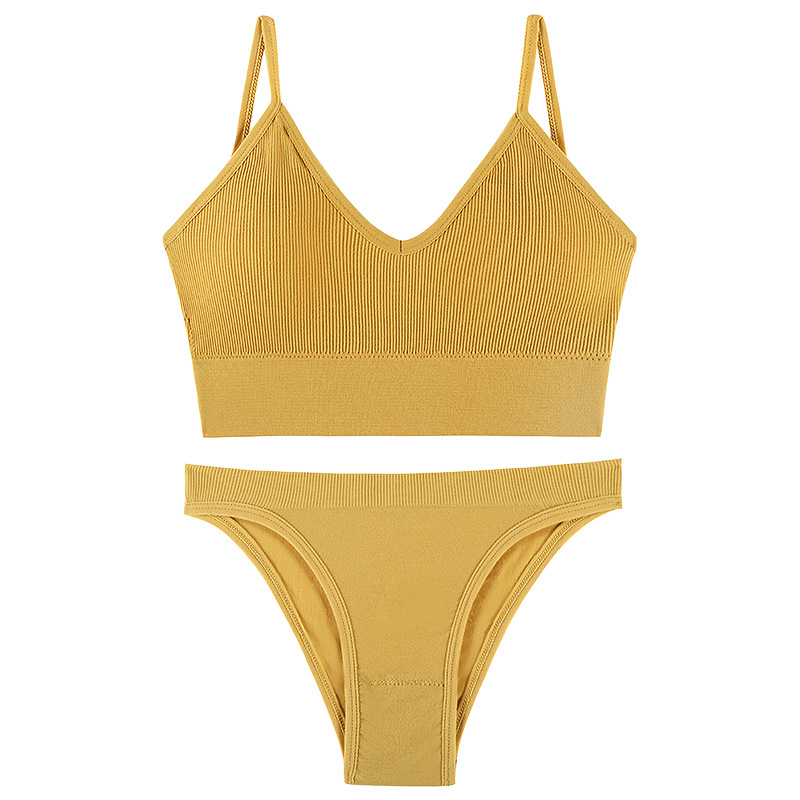 สีเหลือง