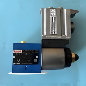 วาล์วระบายแรงดัน Rexroth รุ่น DBEM10-5X/50YG24K4V วาล์วไฮดรอลิกแม่เหล็กไฟฟ้าแบบทำงานโดยตรง - Product Image 1