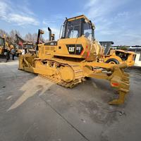 Bouteur sur chenilles d'occasion Cat D7G, état impeccable, faible nombre d'heures de fonctionnement, machinerie hydraulique, prêt à l'emploi en stock