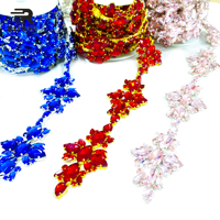 Chaînes de corps à colliers roulants avec garniture en strass, appliques en verre, franges de cristaux, garniture en pierres et pampilles