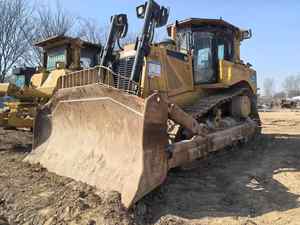 Bulldozer sobre orugas pesado Caterpillar D8T usado a precio competitivo con fuerte capacidad de trabajo Bomba de cojinete de motor diésel original - Product Image 5