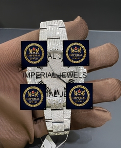 Reloj de Lujo Moderno de Acero Inoxidable, Redondo, Analógico, Mecánico, Unisex, con Diamantes Moissanite, Correa de 16 mm, Cierre Plegable - Product Image 1
