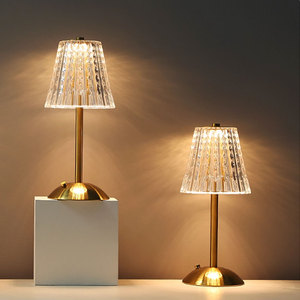 Lámpara de Mesa LED Recargable USB con Control Táctil, Moderna y de Lujo, con Pantalla <span class=keywords><strong>Transparente</strong></span>, Ecológica y Regulable, para Uso en Hoteles y Restaurantes - Product Image 4