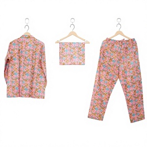 Ensemble de pyjama pour femmes indiennes, élégant et décontracté, 100% coton pur, imprimé floral fait main, taille élastique, séchage rapide, respirant, doux - Product Image 1