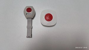 Bouton <span class=keywords><strong>SOS</strong></span>, <span class=keywords><strong>montre</strong></span>-bracelet, soins à domicile, téléavertisseur sans fil <span class=keywords><strong>pour</strong></span> soignant, sonnette vibrante <span class=keywords><strong>pour</strong></span> personnes âgées - Product Image 6