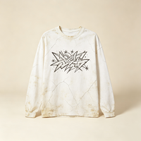 Sweat-shirt col rond effet craquelé ivoire, imprimé graffiti étoile Kornit DTG, style vintage streetwear