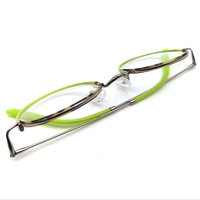 Exquis rétro conçu lunettes de lecture en titane pour hommes et femmes coloré enveloppé jante solide motif joli et fantaisie lunettes